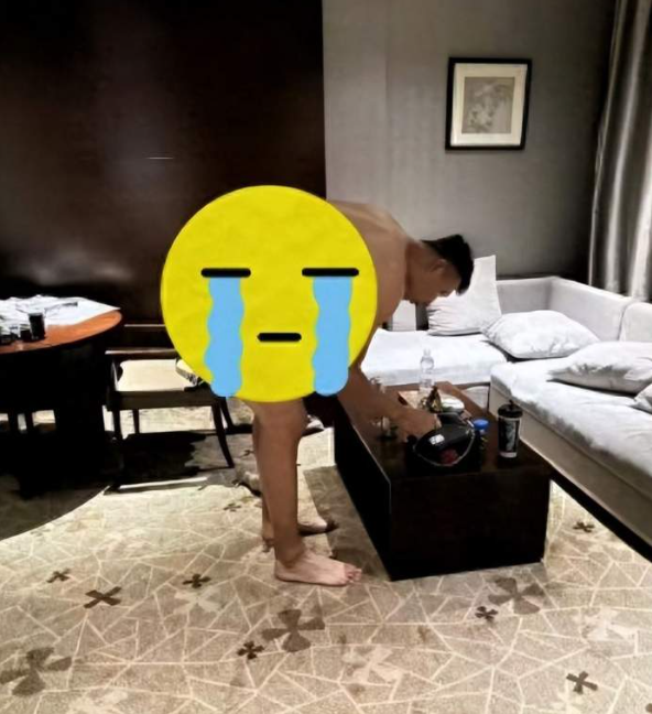 体育明星近状曝光，私密生活瞬间展现的简单介绍