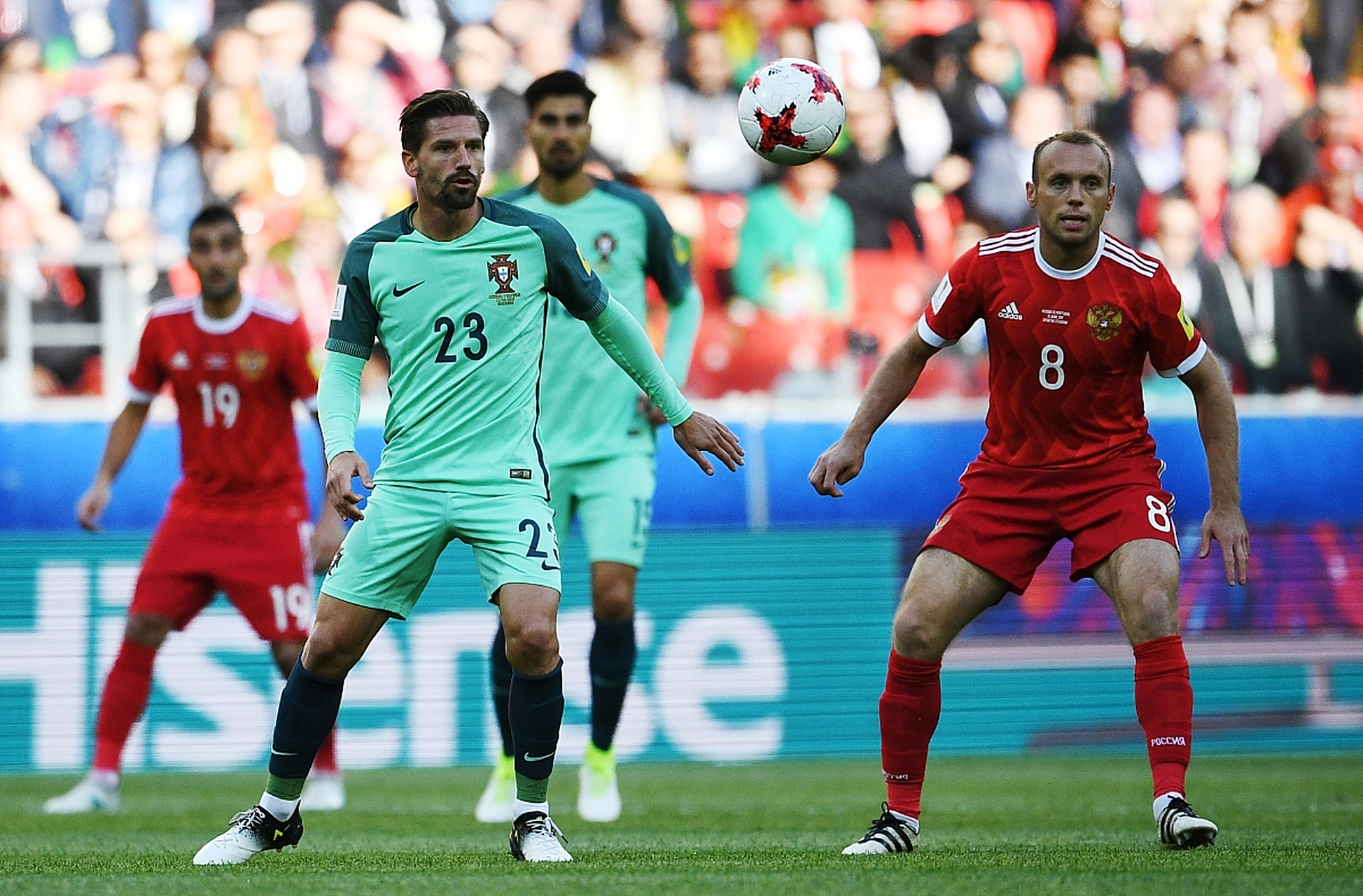 开云体育app-欧预赛比赛决胜一役，胜者余悦，败者哀伤