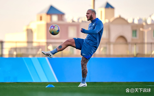 AC米兰主帅战胜压力,力争夺胜 AC米兰主帅战胜压力,力争夺胜