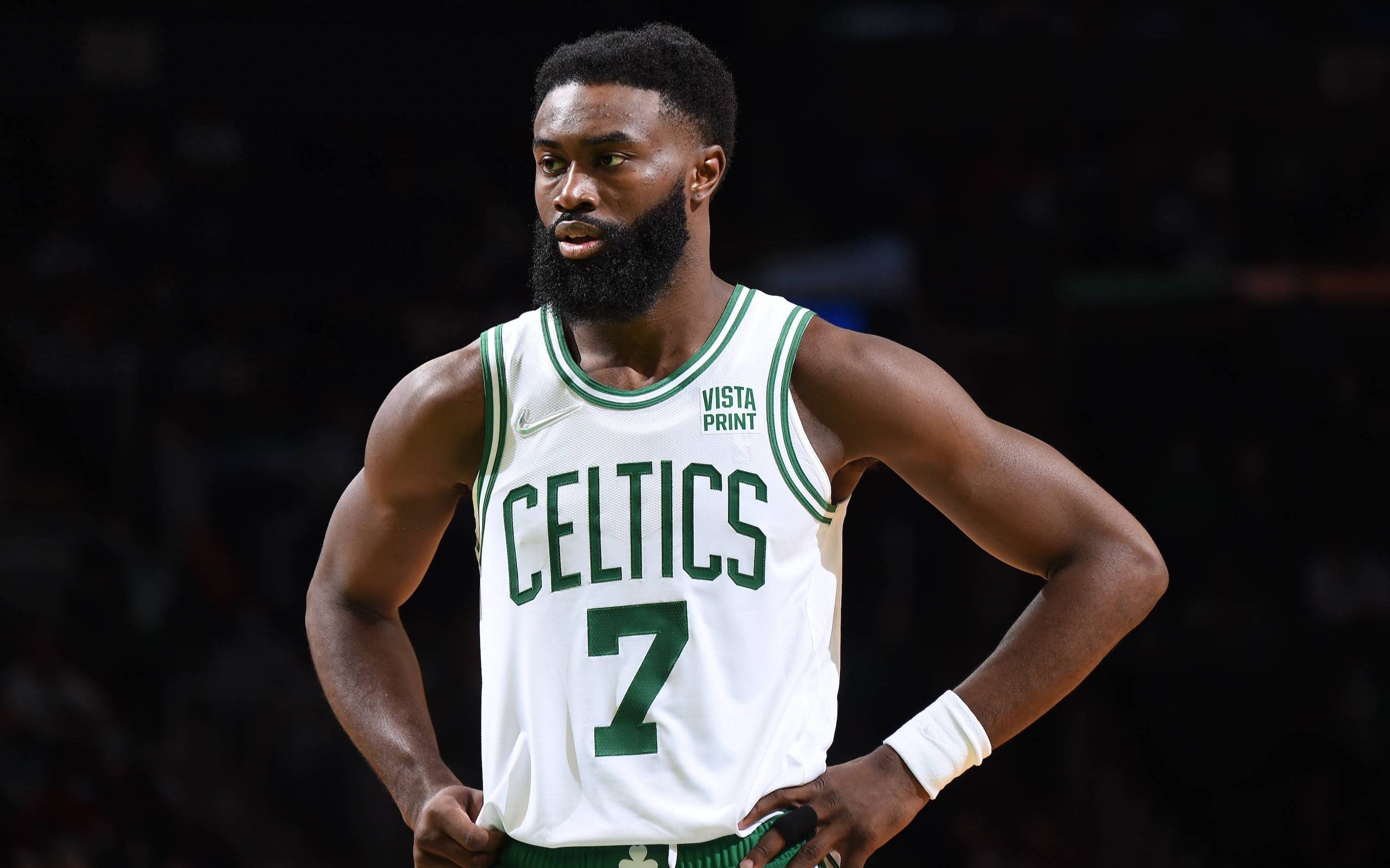 开云体育入口-凯尔特人擒下活塞，逆转取胜