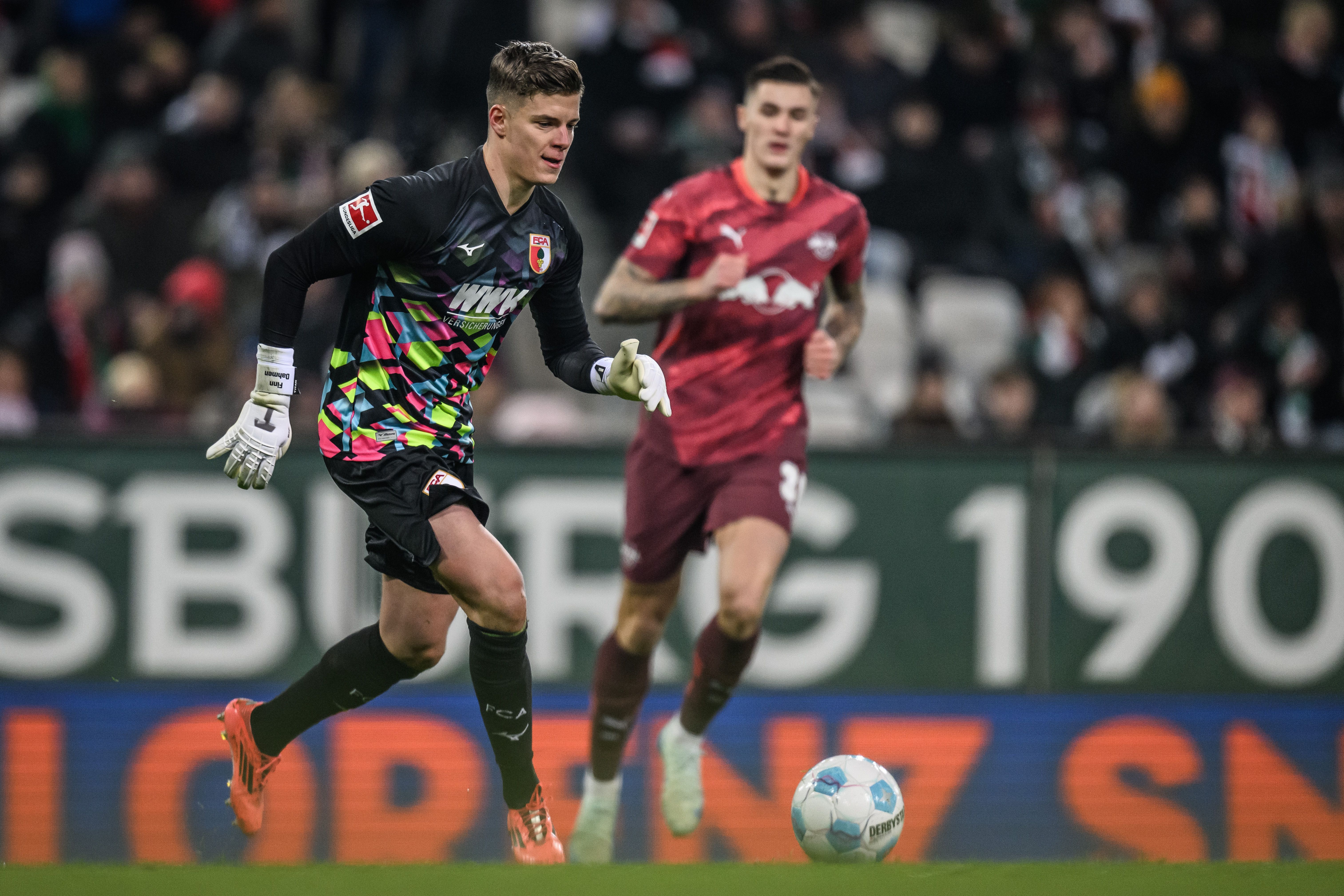 开云官网-法兰克福客场逼平沃尔夫斯堡，欧战希望依然残存