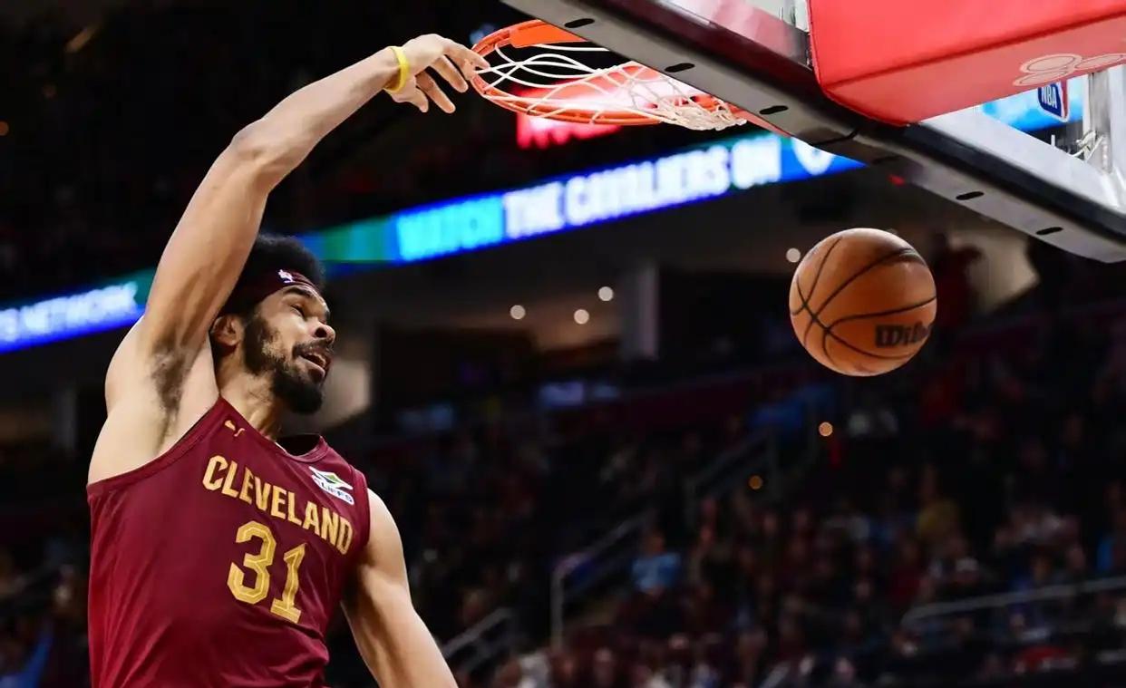 热火主场大胜黄蜂,唐斯独砍40+15爆发 热火主场大胜黄蜂,唐斯独砍40+15爆发