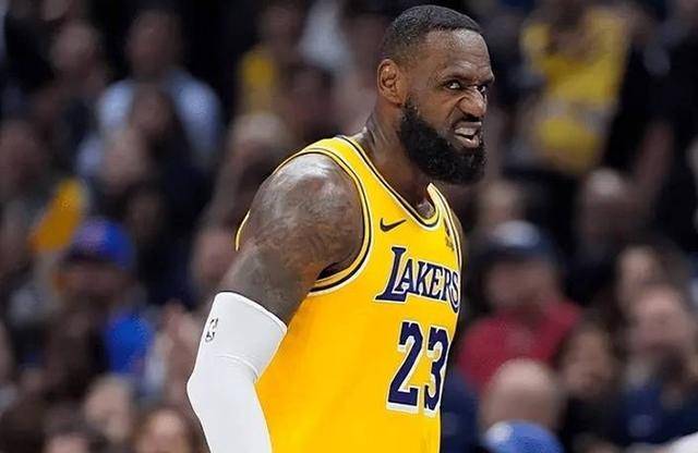 开云APP-湖人惨败灰熊，詹姆斯31分孤军奋战