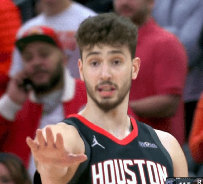 火箭大胜灰熊,夺得季后赛资格 火箭大胜灰熊,夺得季后赛资格