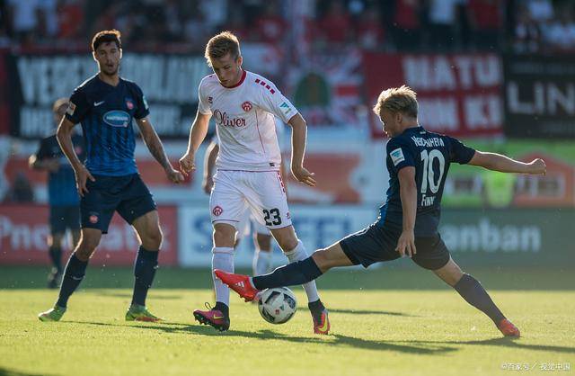 斯图加特客场遭遇绝杀,柏林赫塔带走3分!的简单介绍 斯图加特客场遭遇绝杀,柏林赫塔带走3分!的简单介绍